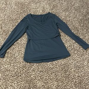 Kindred bravely medium nursing top and bottoms